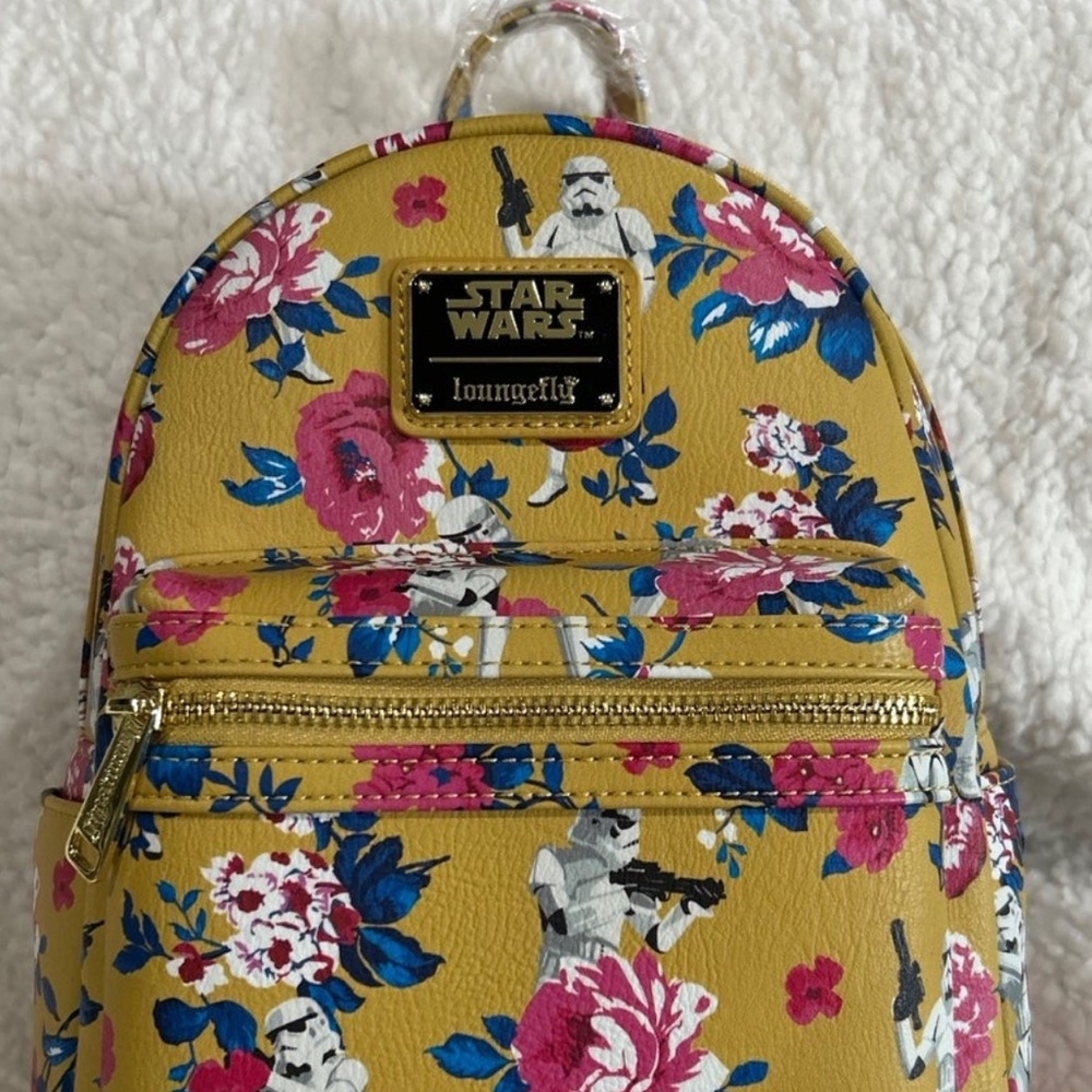 Loungerfly Star Wars stormtrooper backpack NEW